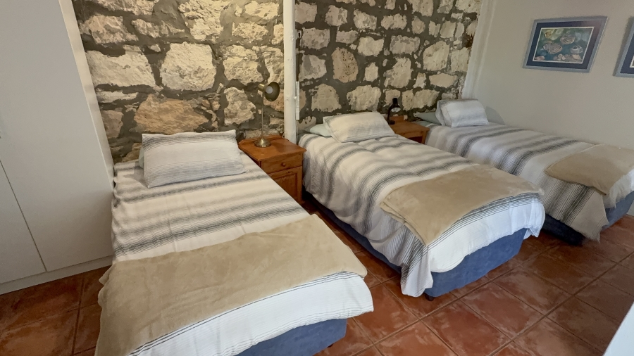 4 Bedroom Property for Sale in Stilbaai Oos Western Cape